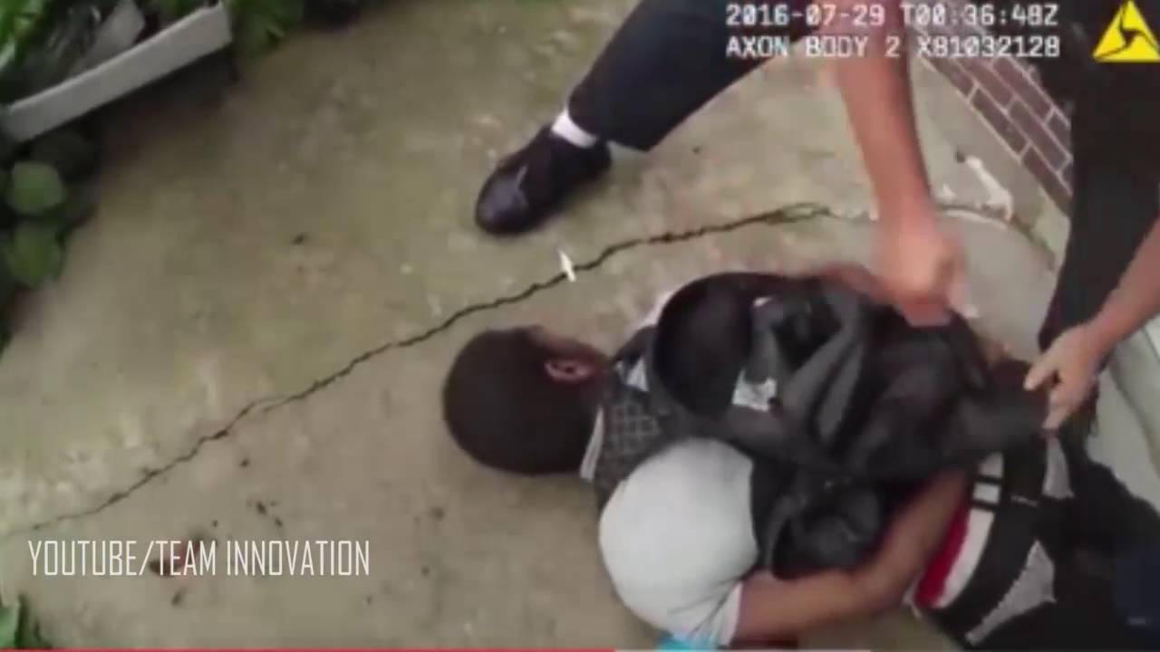 CHICAGO POLICE KICKED TEEN AFTER THEY SHOT HIM
